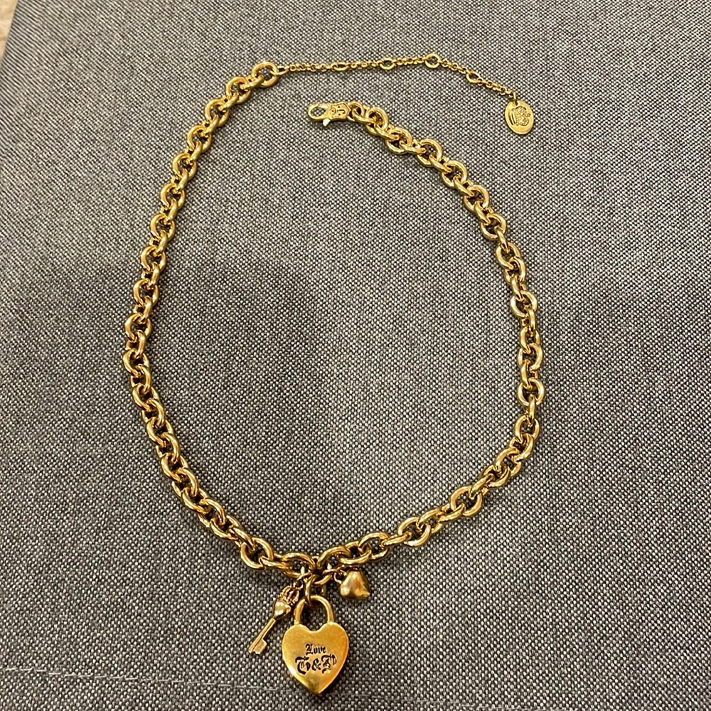 Juicy couture necklace